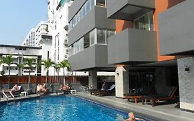 Nanatai Bangkok 3*